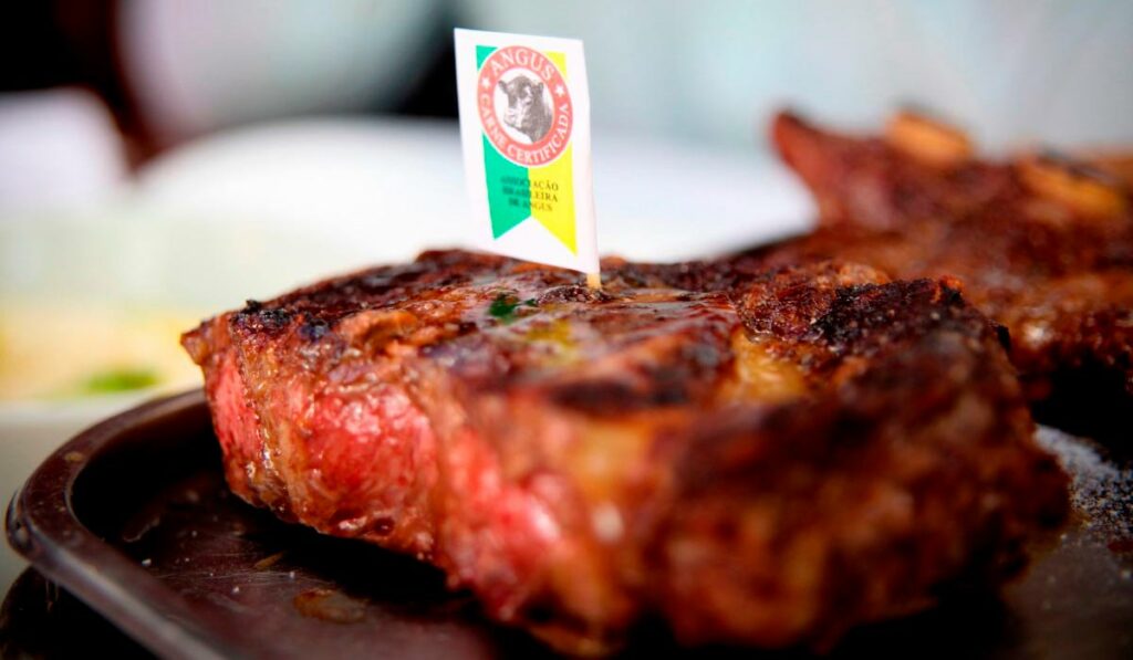 Churrasco com Selo Carne Angus - Associação Brasileira de Angus