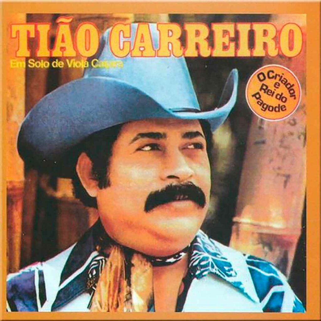 Tião Carreiro em capa do LP !Em solo de viola caipira"