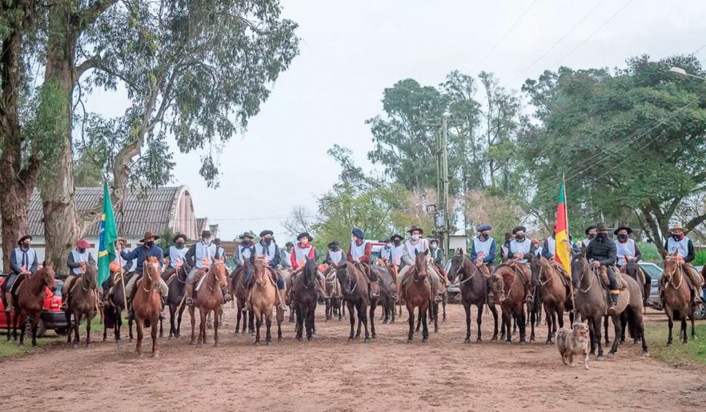 Largada da Marcha de Resistencia do Cavalo Crioulo 2021 - Jaguarão/RS
