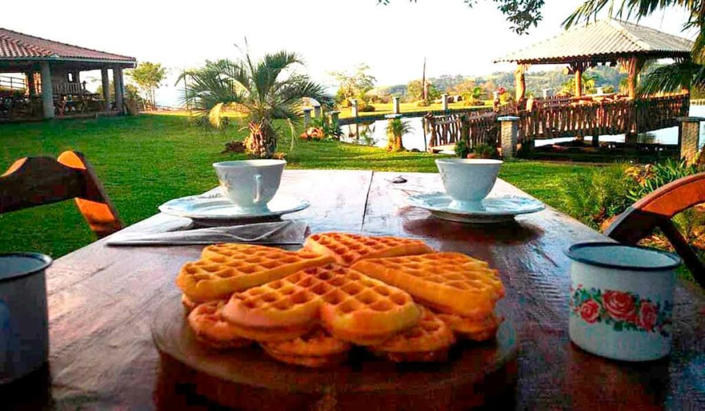 O famoso waffle com café artesanal da família Stoffel