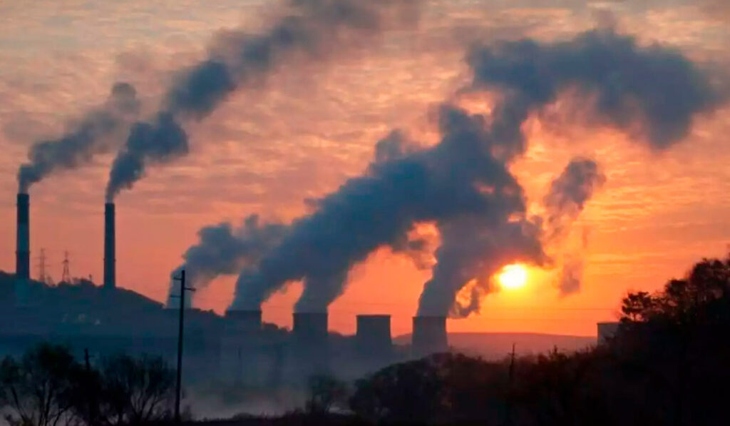 Poluição atmosférica devido à queima de combustível fóssil