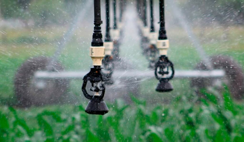 Sistema de irrigação por pivô