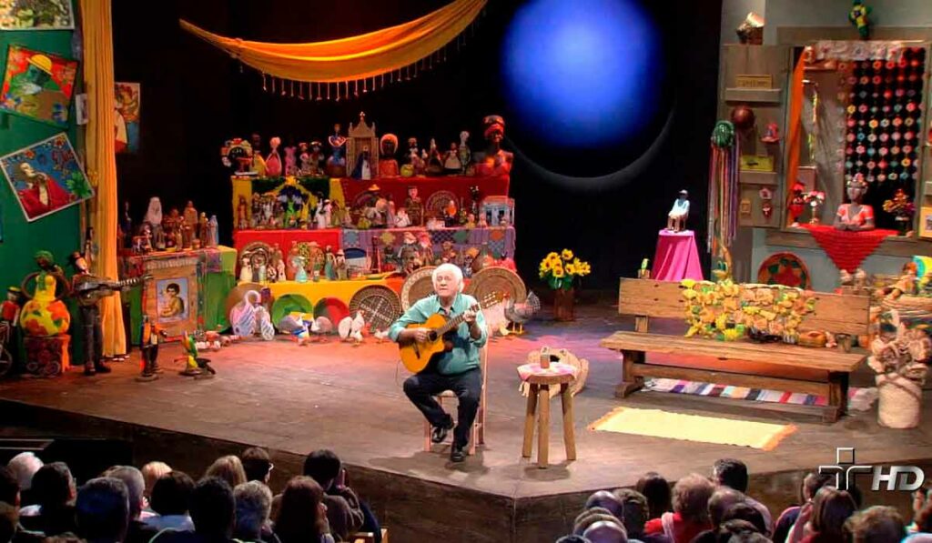 Rolando Boldrin no palco do Sr. Brasil, na TV Cultura