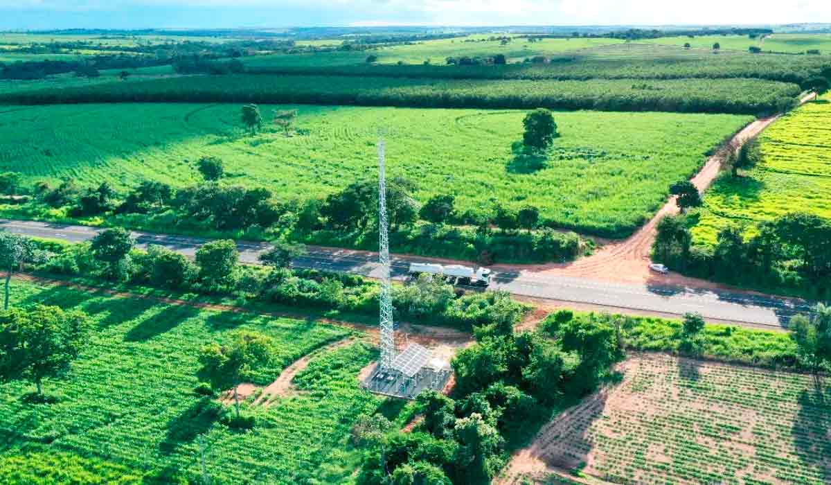 Antena em propriedade rural