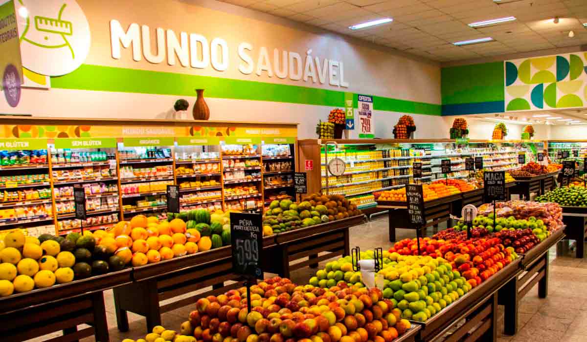 Seção de alimentos do supermercado