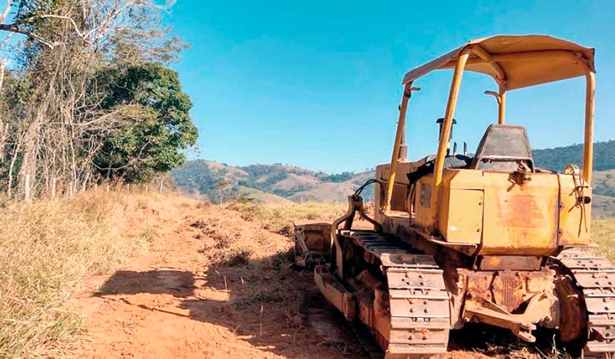 Máquina de esteiras em operação