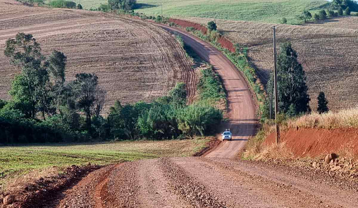 Estrada vicinal rural sem pavimentação