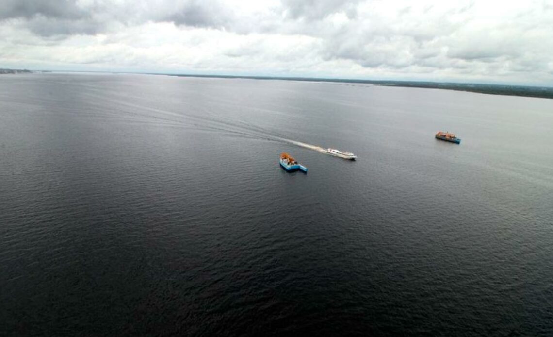 A navegação no Rio Negro volta ao normal