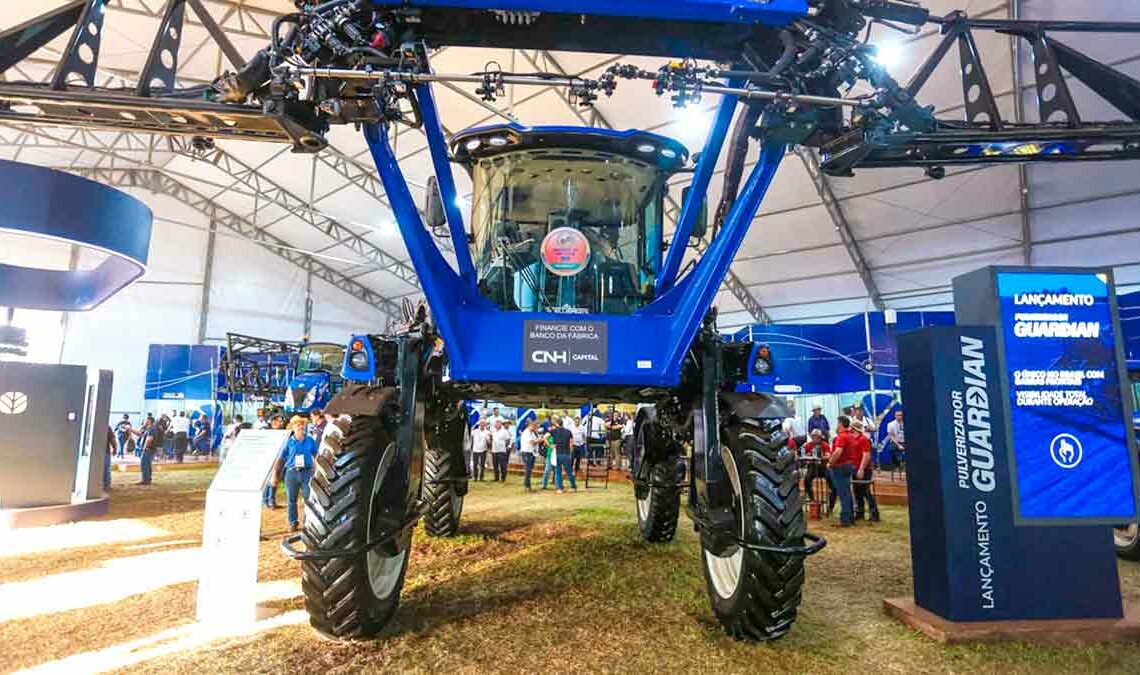 O Guardian SP310F em exposição na Agrishow