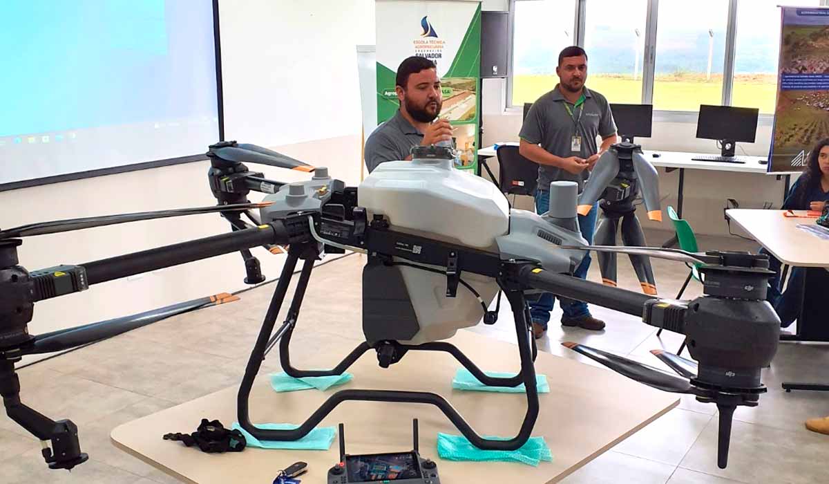 Aula de operação de drones Aula de operação de drones