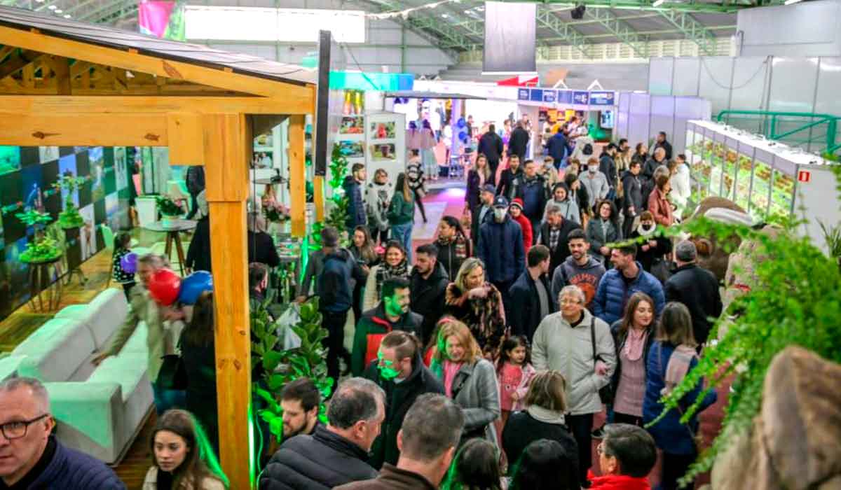 Público na festa