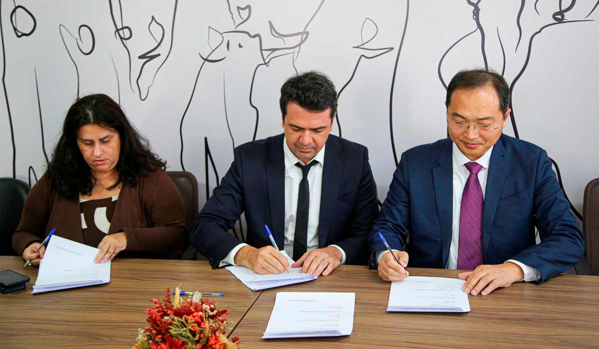 A empresa chinesa Sinomach Digital Technology Corporation assinou um memorando de entendimento em Brasília (DF), com a Prefeitura de Maricá (RJ) e a OZ.Earth - Foto: Vinicius Reis Ascom/SGPR