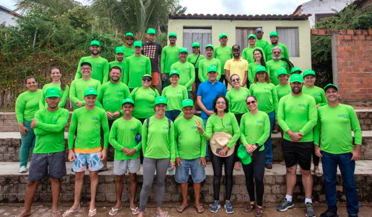 Artesãos da Associação Ilha das Artes