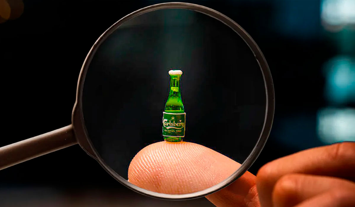 A mini cerveja Carsberg A mini cerveja Carlsberg