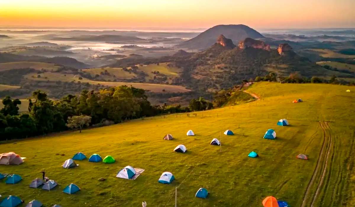 O município apresenta várias opções de turismo de natureza O município apresenta várias opções de turismo de natureza