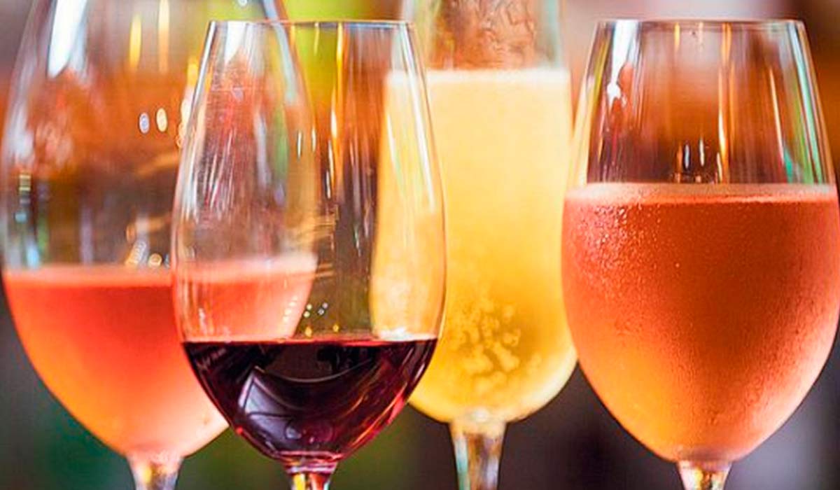 Fortaecendo o vinho brasileiro em ambiente urbano, o visitante terá contato direto com produtores, histórico das marcas e características técnicas dos produtos Fortaecendo o vinho brasileiro em ambiente urbano, o visitante terá contato direto com produtores, histórico das marcas e características técnicas dos produtos