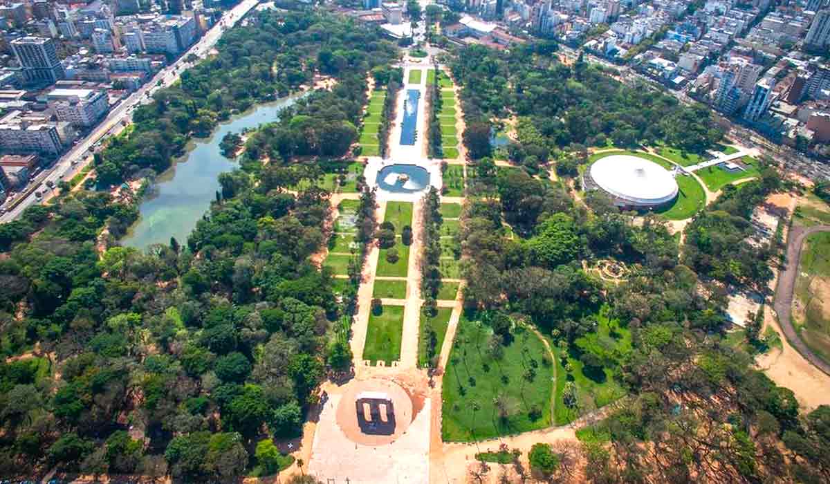 O Parque da Redenção que receberá o evento, também conhecido como Parque Farroupilha, é um dos principais parques de Porto Alegre e oferece uma variedade de atrações e atividades para os visitantes O Parque da Redenção que receberá o evento, também conhecido como Parque Farroupilha, é um dos principais parques de Porto Alegre e oferece uma variedade de atrações e atividades para os visitantes