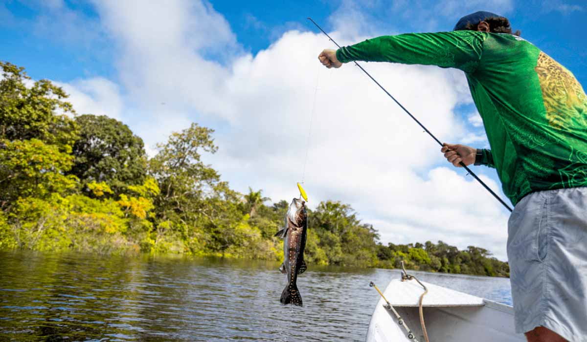 A pesca esportiva vem se firmando como um dos segmentos mais estratégicos do turismo brasileiro