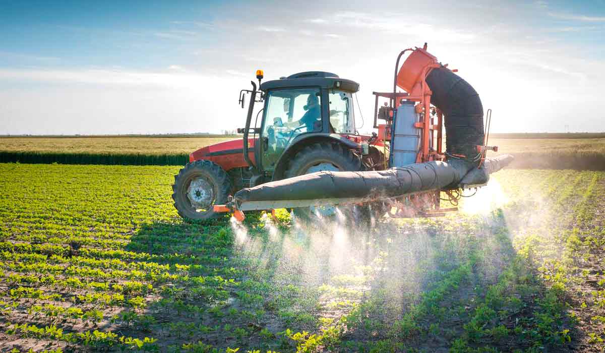 Brasil bate recorde de intoxicação por agrotóxico
