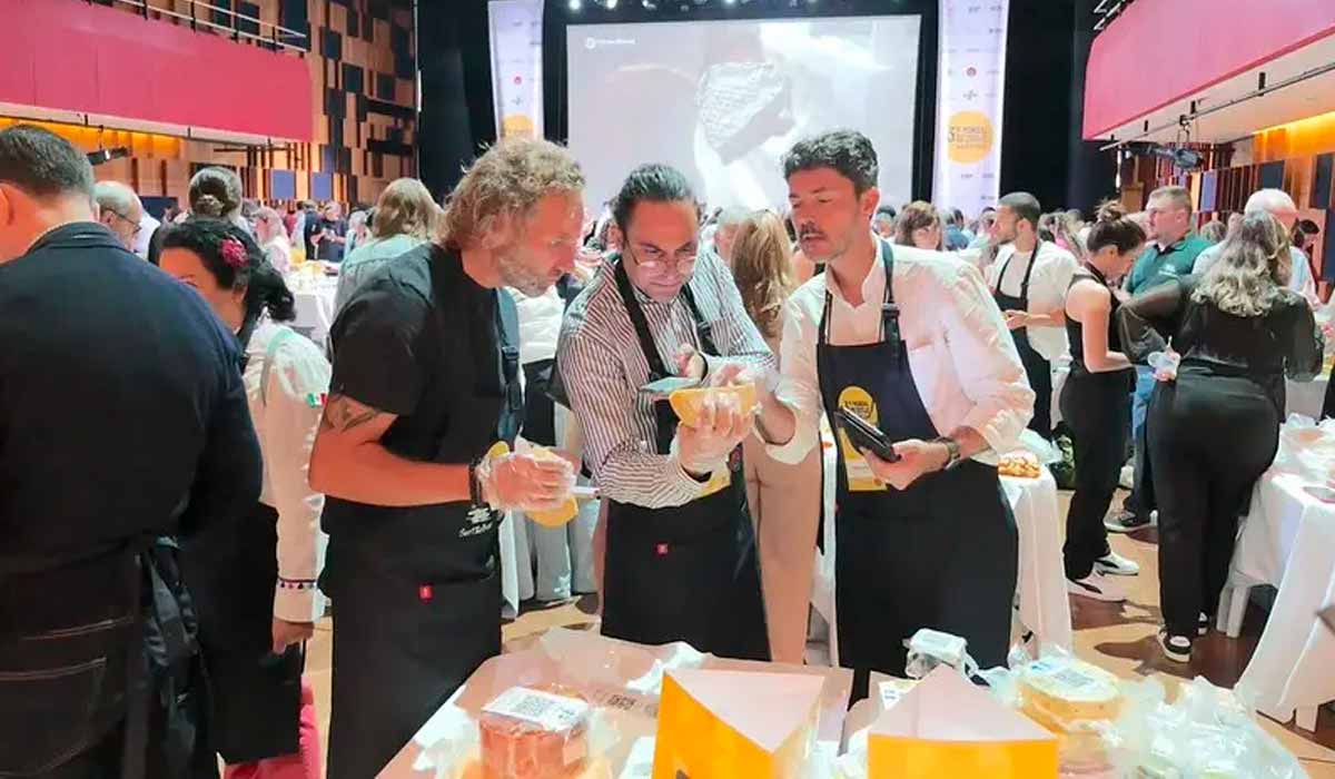 Mundial de Queijos reuniu mais de 2.700 produtos de 18 países Mundial de Queijos reuniu mais de 2.700 produtos de 18 países