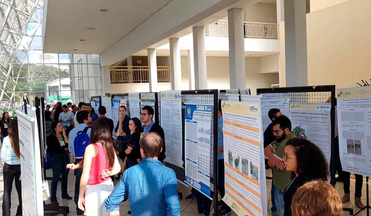 Produtores compartilham experiências de sucesso na atividade frutícola Produtores compartilham experiências de sucesso na atividade frutícola