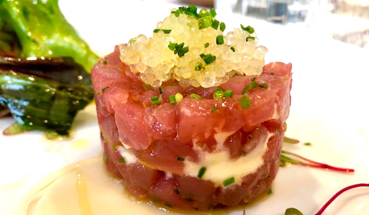 Limão caviar conquista espaço na gastronomia de alto padrão. Prato elaborado pelo Chef Henrique Schoendorfer - Ristorantino Limão caviar conquista espaço na gastronomia de alto padrão. Prato elaborado pelo Chef Henrique Schoendorfer - Ristorantino