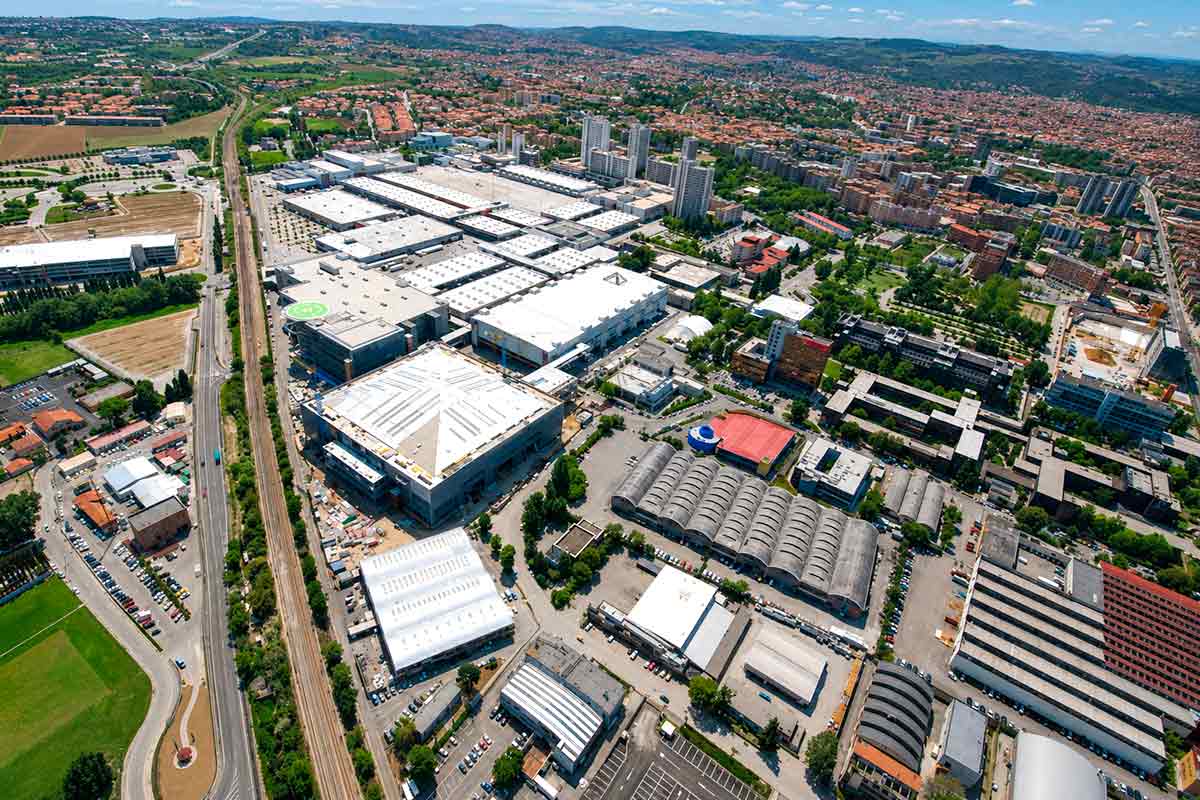 Novos espaços ampliam a capacidade do centro de exposições Novos espaços ampliam a capacidade do centro de exposições