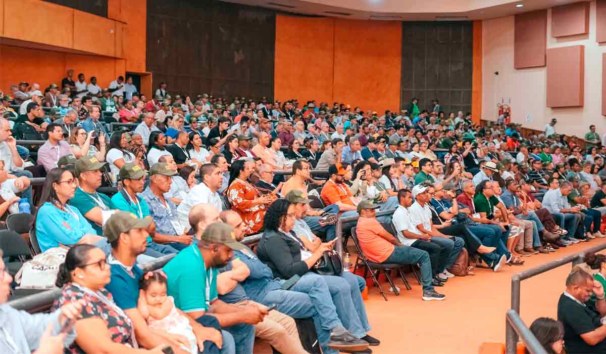 Fórum Anual do Cacau reúne especialistas para discutir os desafios da atividade Fórum Anual do Cacau reúne especialistas para discutir os desafios da atividade