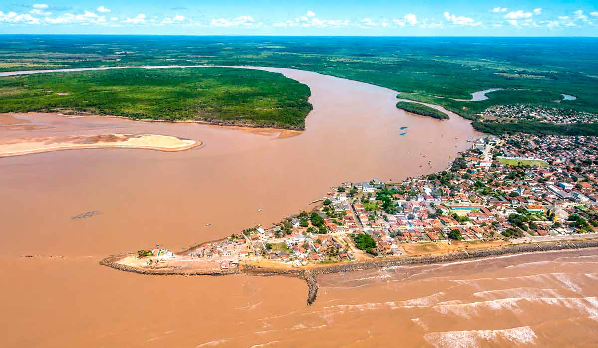 Foz do Rio São Mateus, próximo a Conceição da Barra, ES, área onde a pesquisa foi desenvolvida