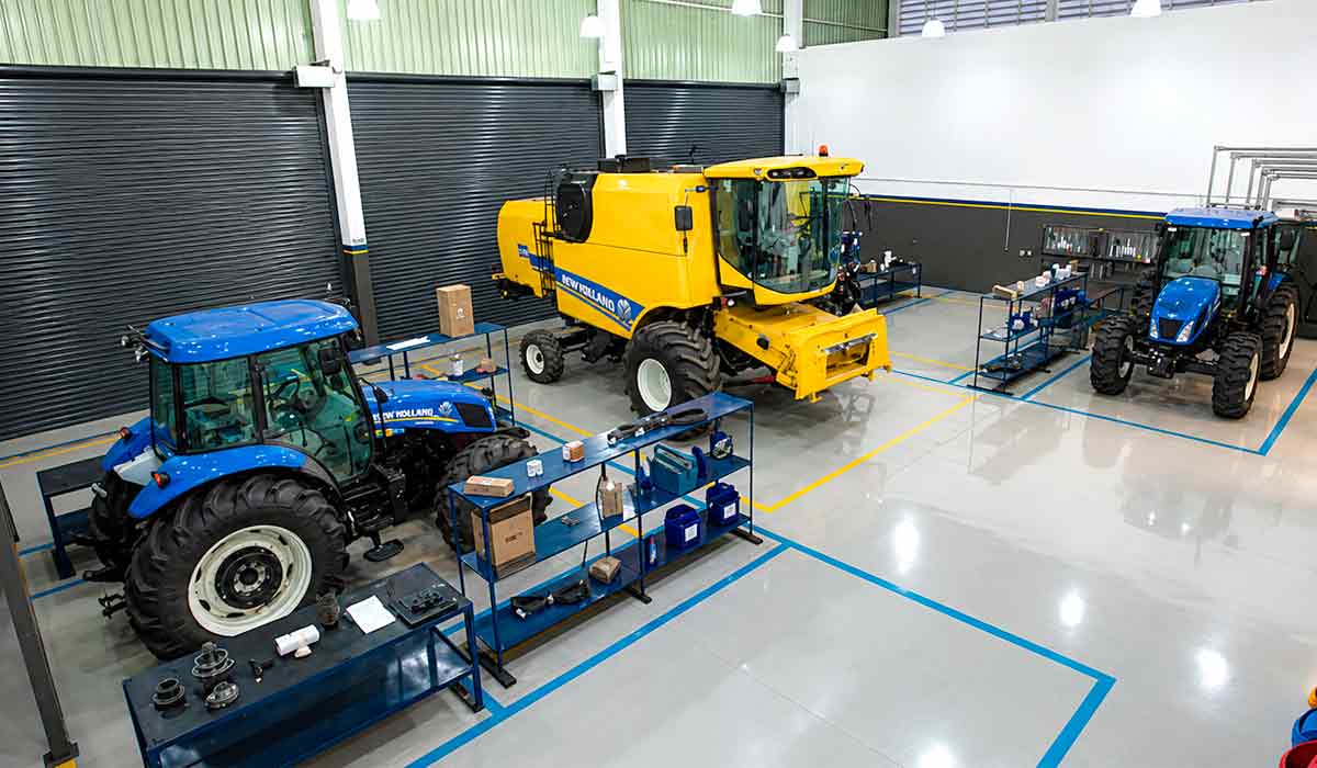 O Centro de Treinamento Universitário New Holland na Cidade do Agro permitirá a utilização de máquinas agrícolas de última geração na formação dos estudantes dos cursos presenciais O Centro de Treinamento Universitário New Holland na Cidade do Agro permitirá a utilização de máquinas agrícolas de última geração na formação dos estudantes dos cursos presenciais