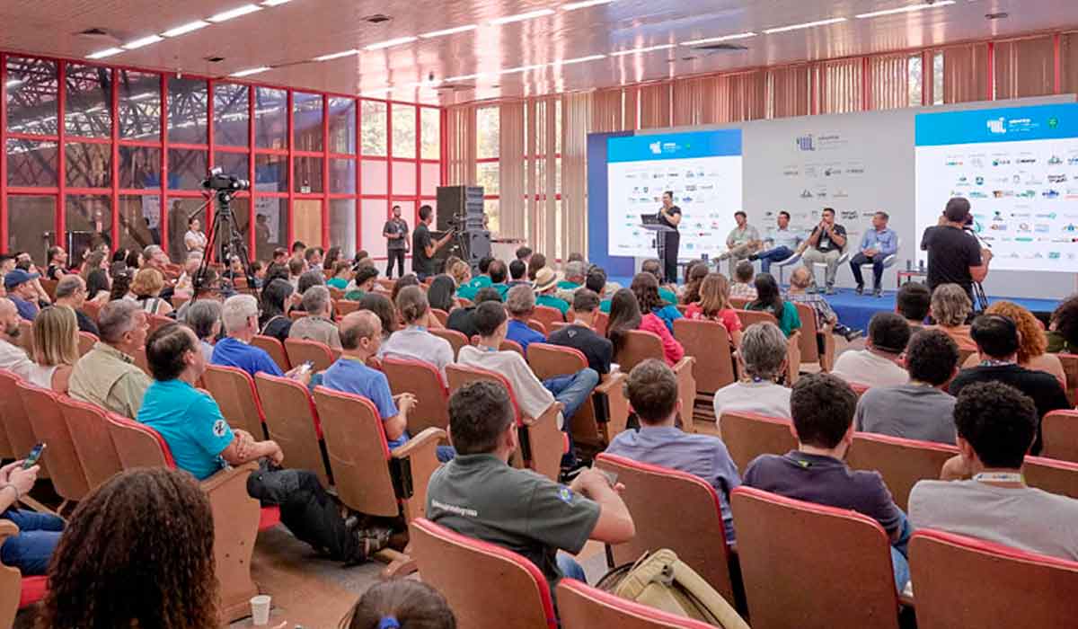 Programação técnica e rodadas de negócios transformam o encontro em plataforma estratégica do setor de ecoturismo Programação técnica e rodadas de negócios transformam o encontro em plataforma estratégica do setor de ecoturismo